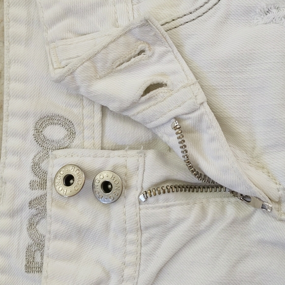 Bongo Distressed Ripped Shortie Jean Shorts Junior 5 White - Picture 6 of 16